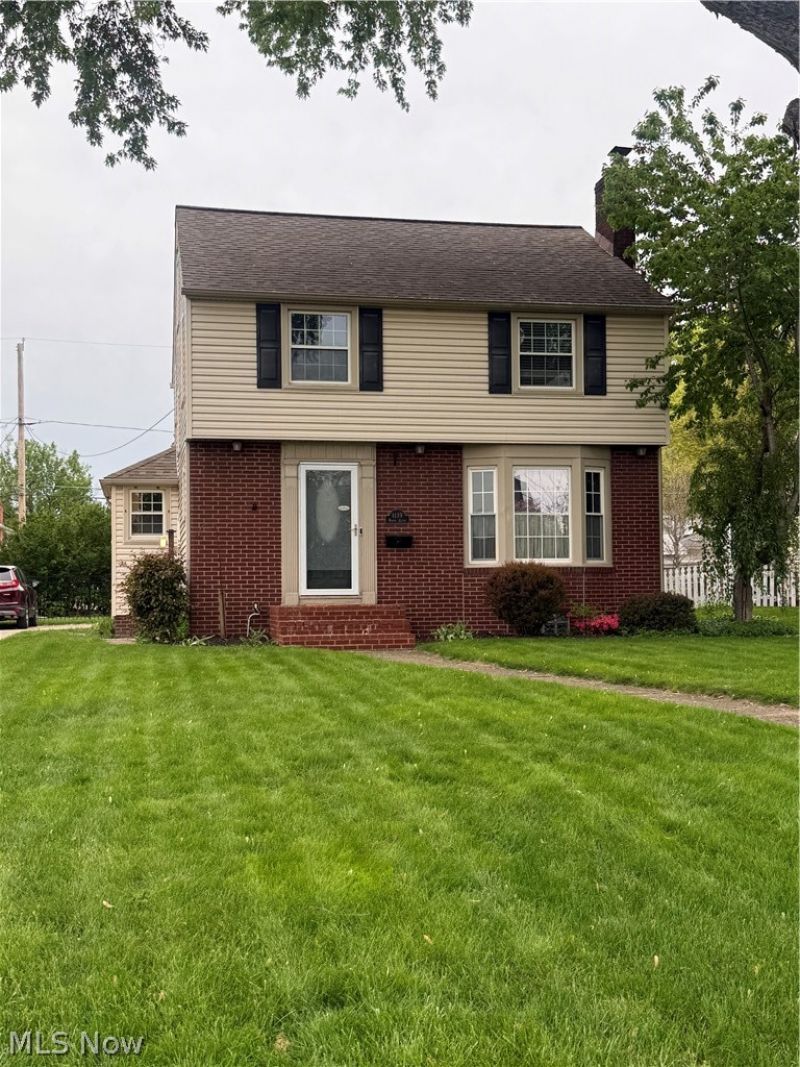 1139 Manor Avenue Sw, Canton, OH 44710 Main Photo