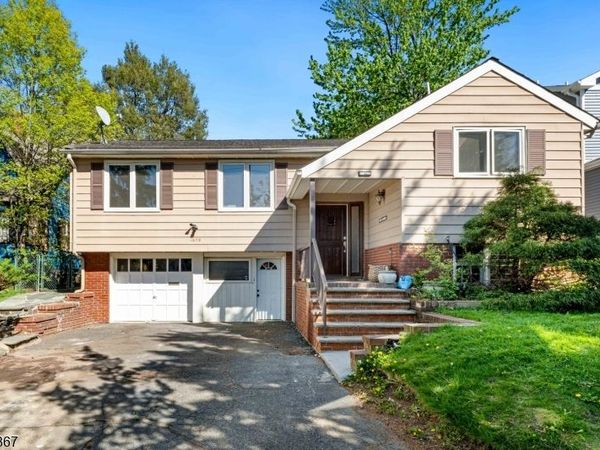 1675 Broad St, Bloomfield, NJ 07003