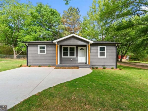 315 Bledsoe Street, Carrollton, GA 30117