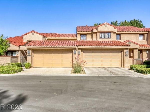 7363 Mission Hills Drive , Las Vegas, NV 89113