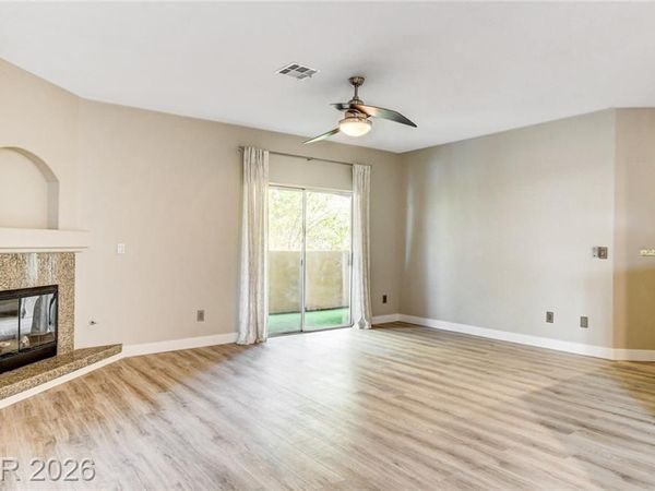 8729 Red Brook Drive , Unit 204, Las Vegas, NV 89128