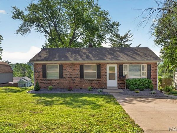 21 Fern Ridge Road , Valley Park, MO 63088