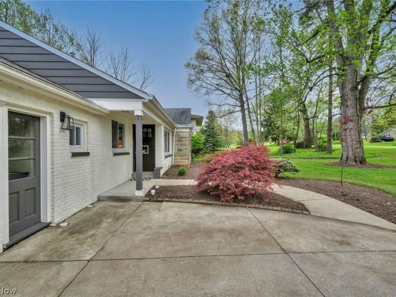 7973 Skyline Drive, Broadview Heights, OH 44147 Photo 5