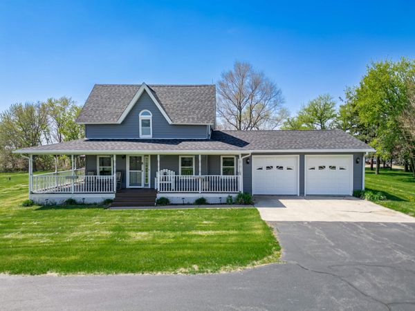 34007 Pearl Street, KIRKLAND, IL 60146