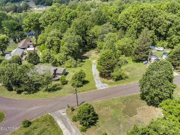 000 County Road 569 , Englewood, TN 37329