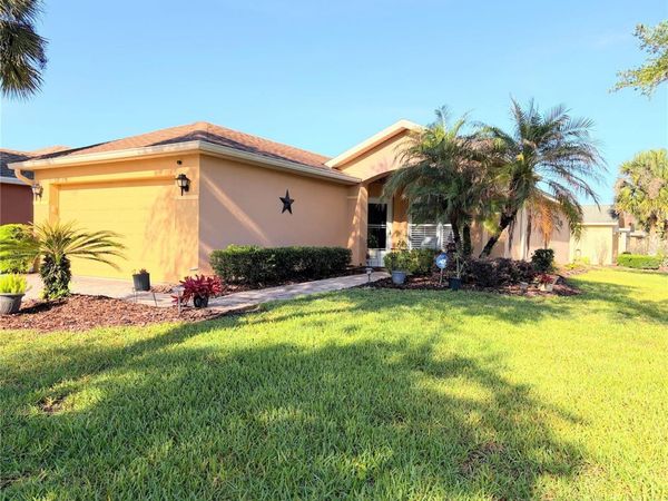 537 GRAND CANAL DRIVE , POINCIANA, FL 34759