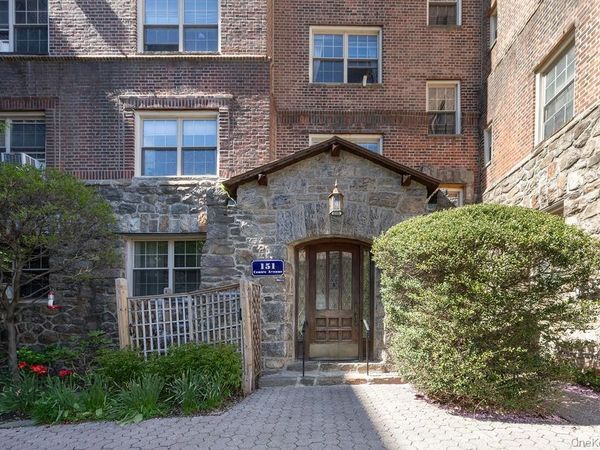 151 Centre Avenue , Unit 4B, New Rochelle, NY 10805