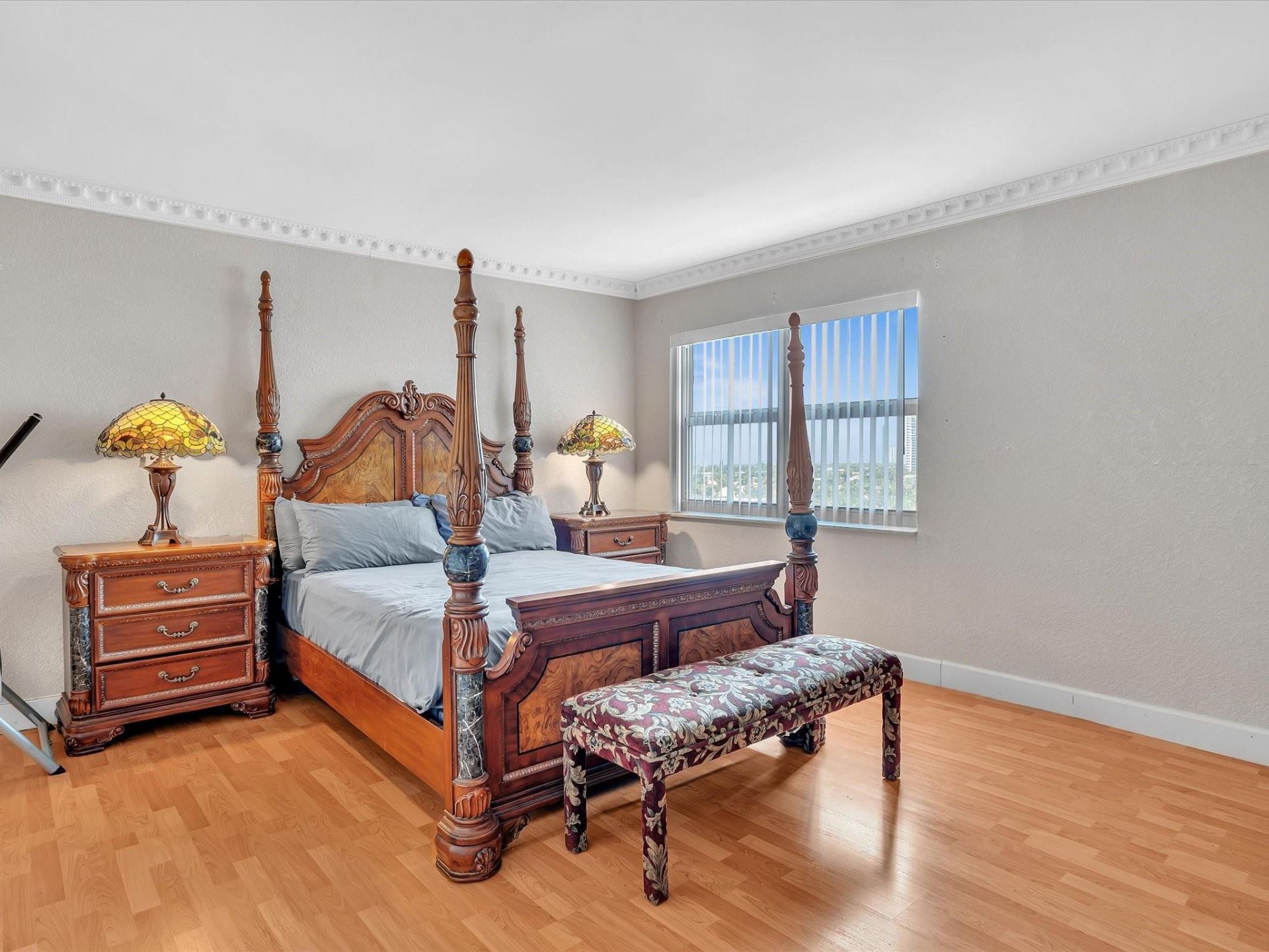 401 Golden Isles Drive, Unit 1007, Hallandale Beach, FL 33009 Photo