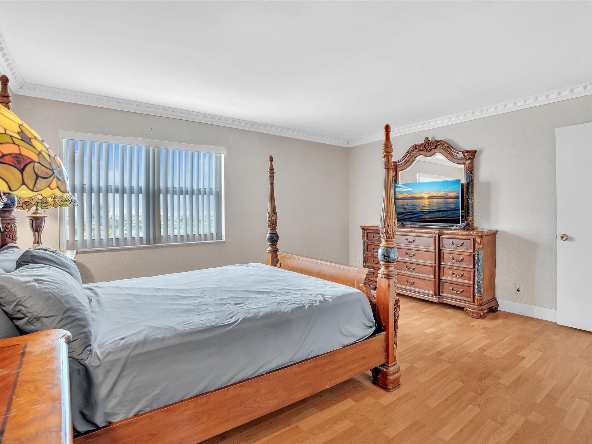 401 Golden Isles Drive, Unit 1007, Hallandale Beach, FL 33009 Photo