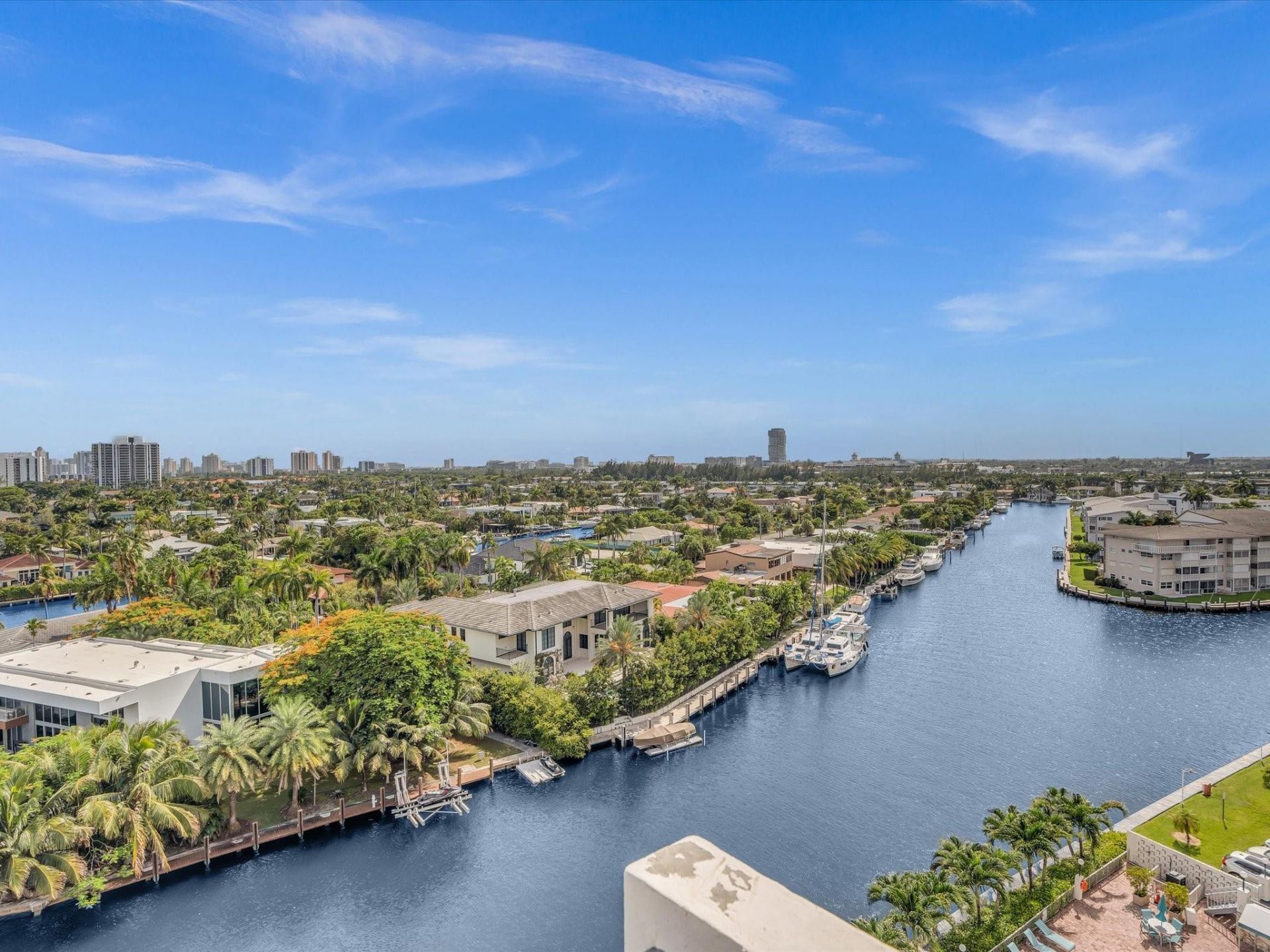 401 Golden Isles Drive, Unit 1007, Hallandale Beach, FL 33009 Photo