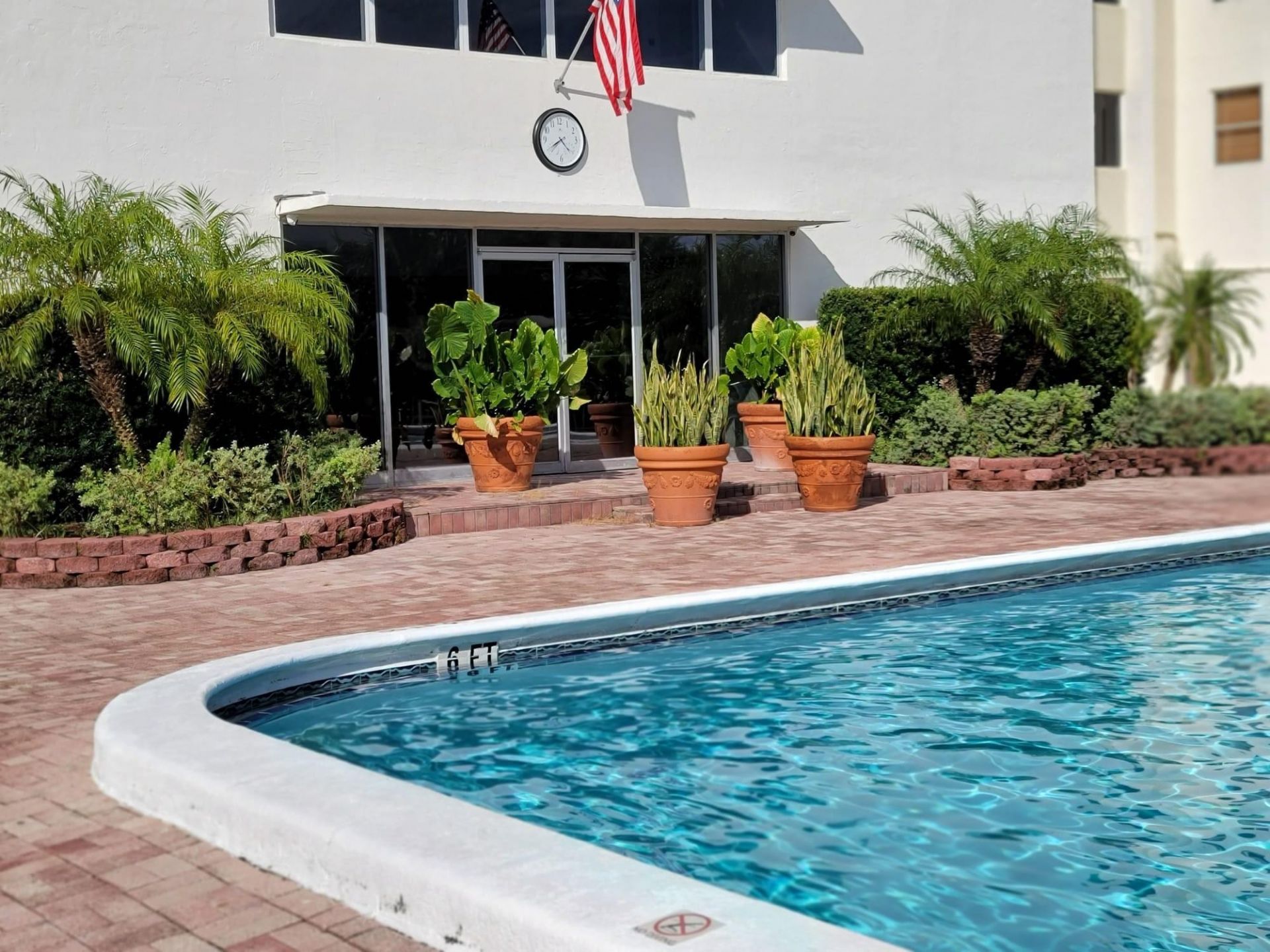 401 Golden Isles Drive, Unit 1007, Hallandale Beach, FL 33009 Photo