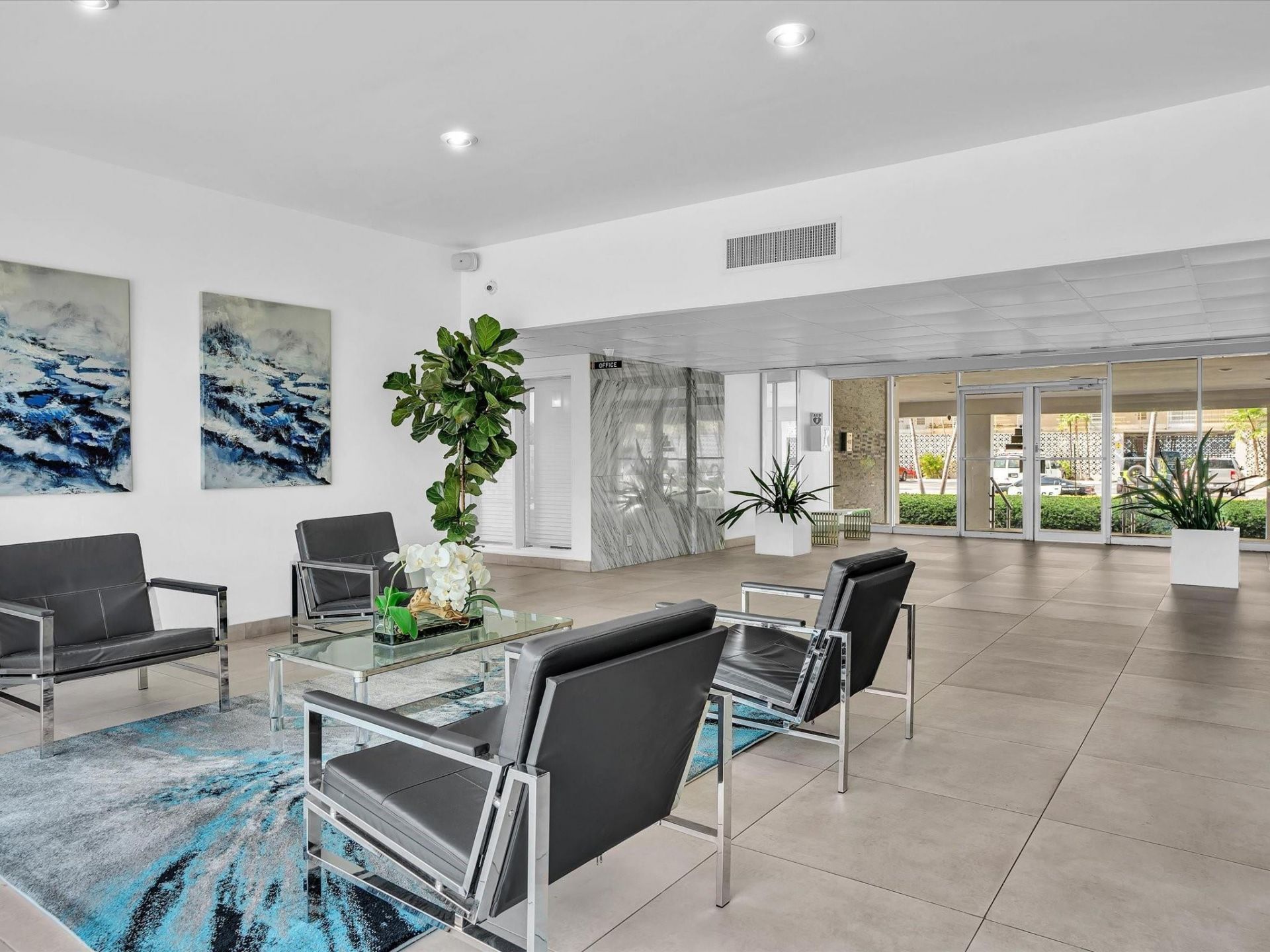 401 Golden Isles Drive, Unit 1007, Hallandale Beach, FL 33009 Photo