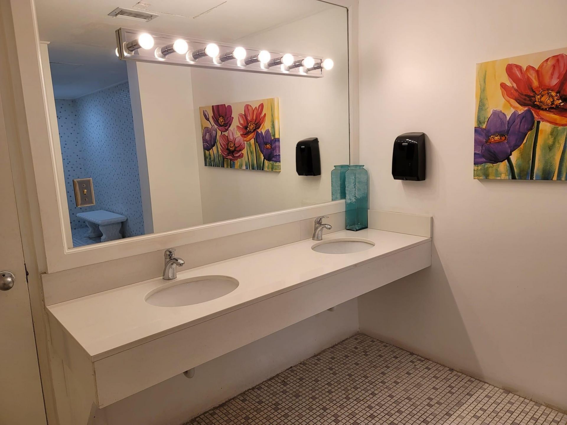 401 Golden Isles Drive, Unit 1007, Hallandale Beach, FL 33009 Photo