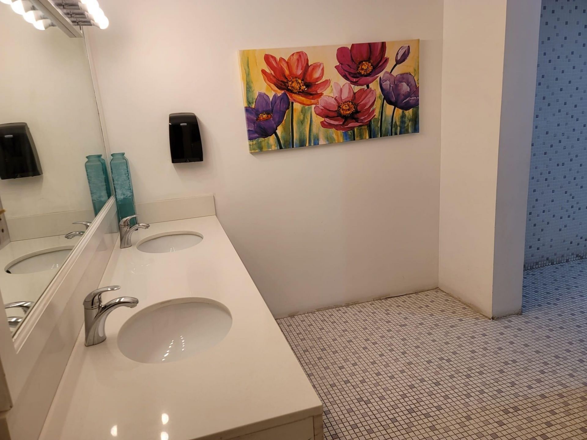 401 Golden Isles Drive, Unit 1007, Hallandale Beach, FL 33009 Photo