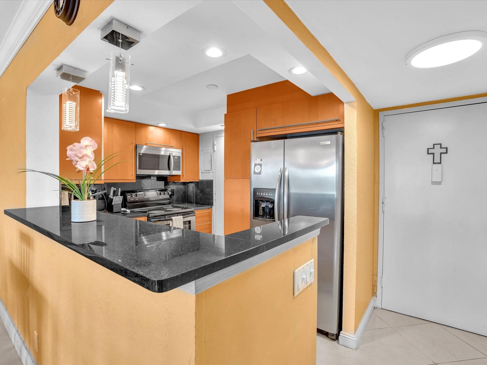 401 Golden Isles Drive, Unit 1007, Hallandale Beach, FL 33009 Photo