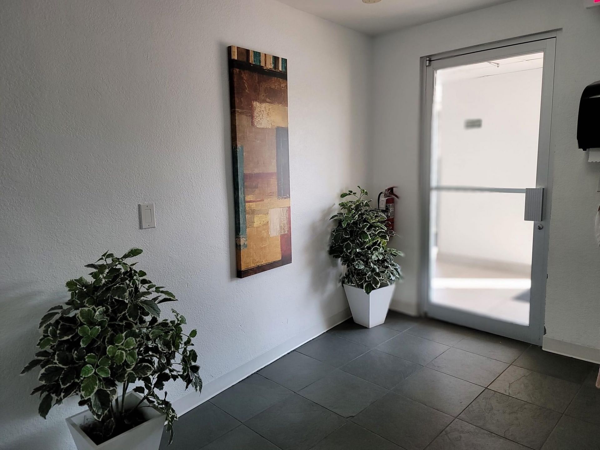 401 Golden Isles Drive, Unit 1007, Hallandale Beach, FL 33009 Photo