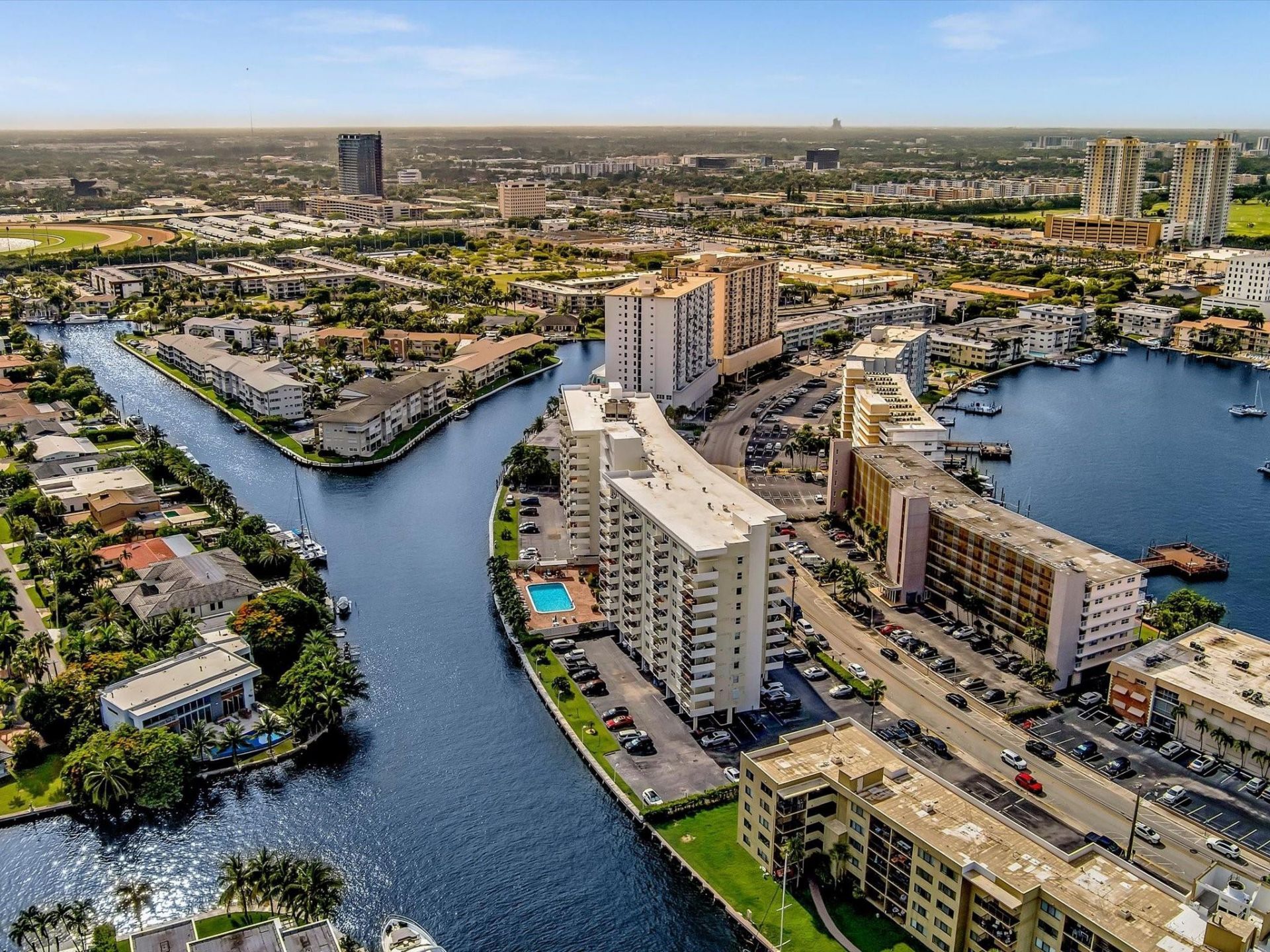 401 Golden Isles Drive, Unit 1007, Hallandale Beach, FL 33009 Photo
