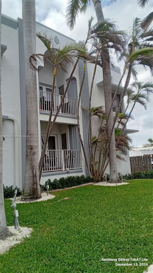 9248 Collins Ave , Unit 105, Surfside, FL 33154 Photo