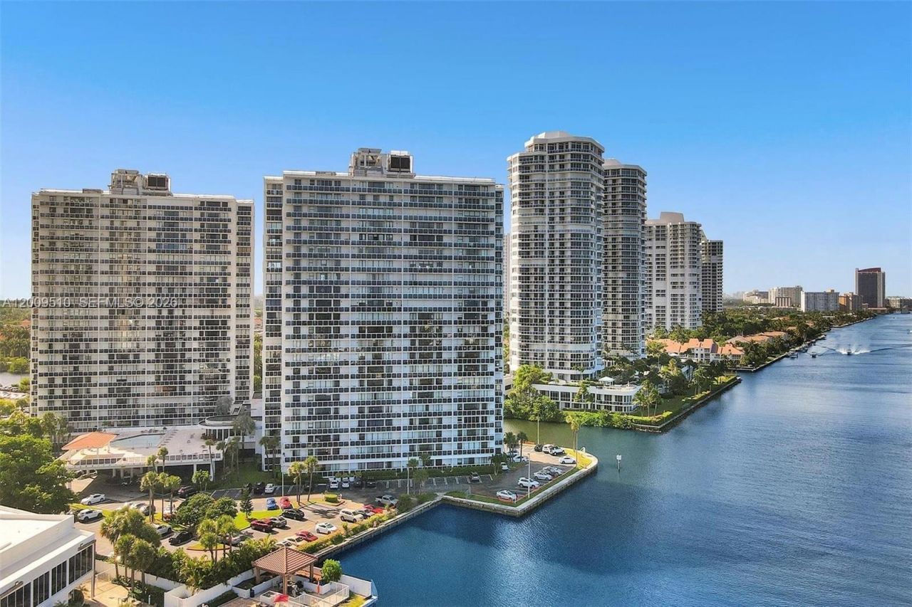 20515 E Country Club Dr, Unit 1642, Aventura, FL 33180 Photo