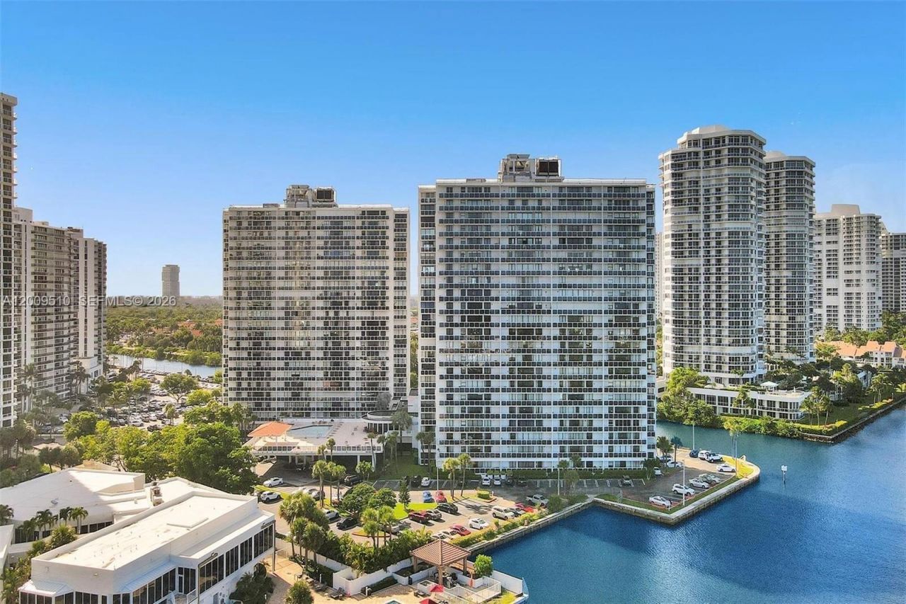 20515 E Country Club Dr, Unit 1642, Aventura, FL 33180 Photo
