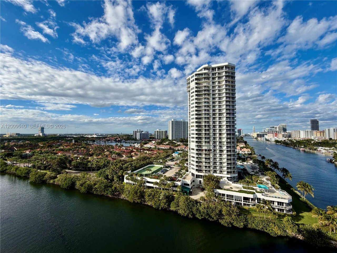 20515 E Country Club Dr, Unit 1642, Aventura, FL 33180 Photo