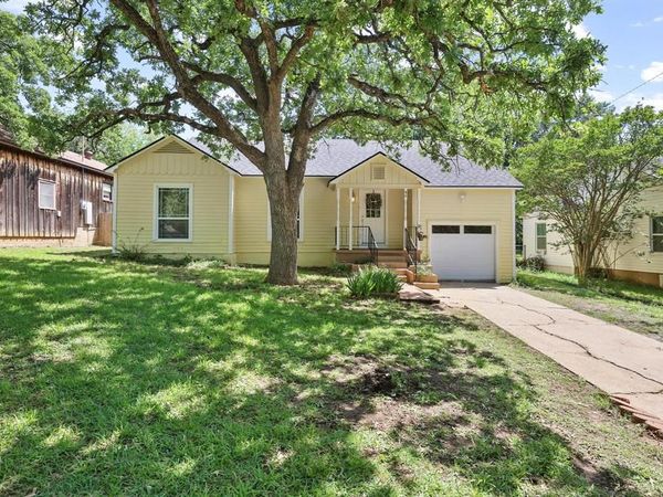 46 Vaughn Drive , Denison, TX 75020