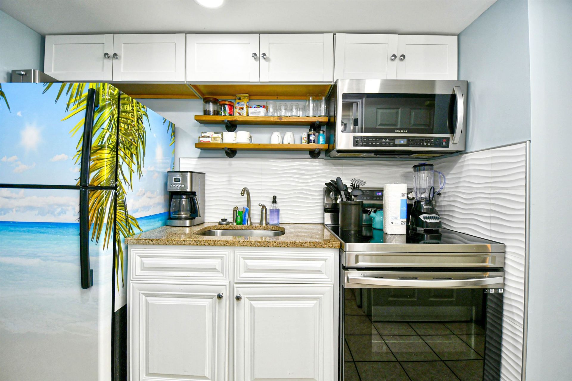 2004 N Ocean Blvd.  Photo 10