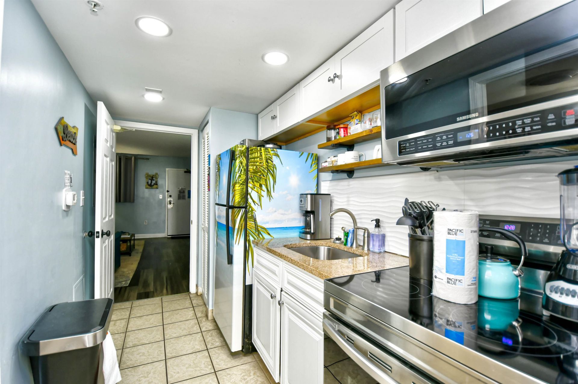 2004 N Ocean Blvd.  Photo 8