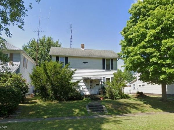 266 W Maryland Avenue , Sebring, OH 44672