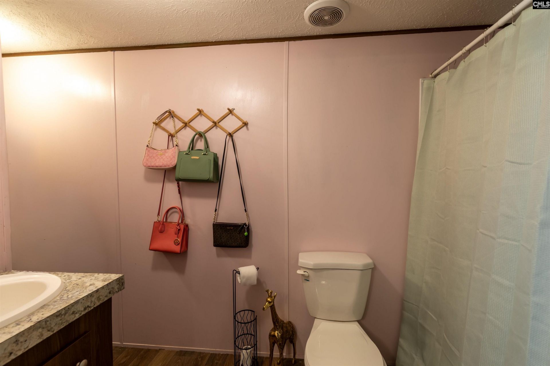 224 Glencrest Drive  Photo 8