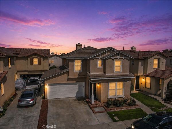 255 Roxanne Lane, Corona, CA 92882