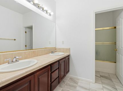 9707 Nature Trail Way, Elk Grove, CA 95757 Photo