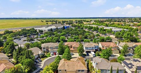 9707 Nature Trail Way, Elk Grove, CA 95757 Photo