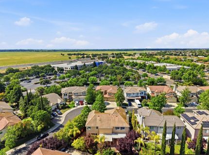 9707 Nature Trail Way, Elk Grove, CA 95757 Photo