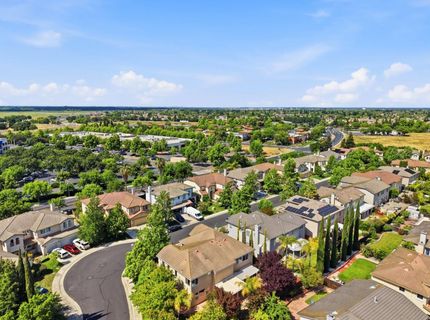 9707 Nature Trail Way, Elk Grove, CA 95757 Photo
