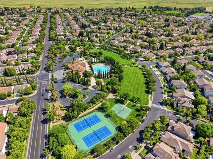 9707 Nature Trail Way, Elk Grove, CA 95757 Photo