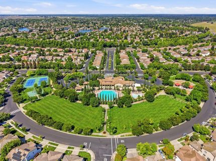 9707 Nature Trail Way, Elk Grove, CA 95757 Photo