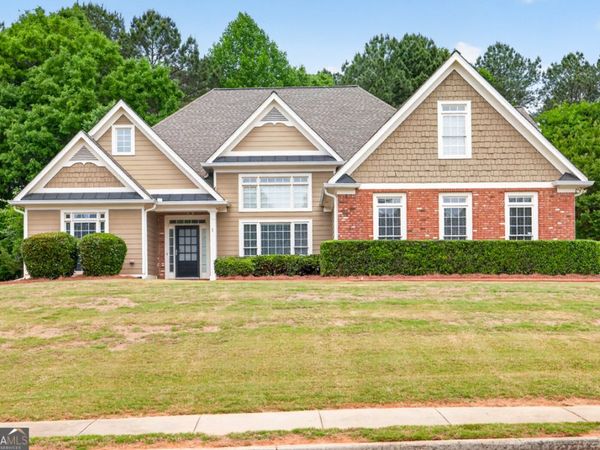 564 Richmond Place, Loganville, GA 30052