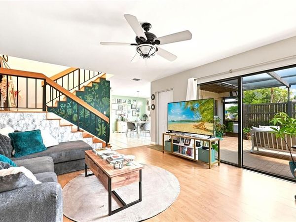 108 Lake Point LN, Unit 1B, NAPLES, FL 34112