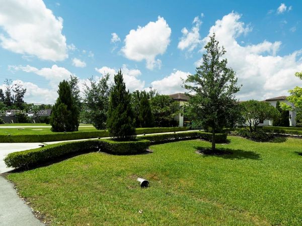 11791 NW 6th Pl, Plantation, FL 33325