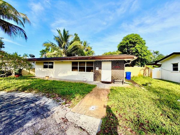 1160 NW 77th Way , Unit 1160, Pembroke Pines, FL 33024