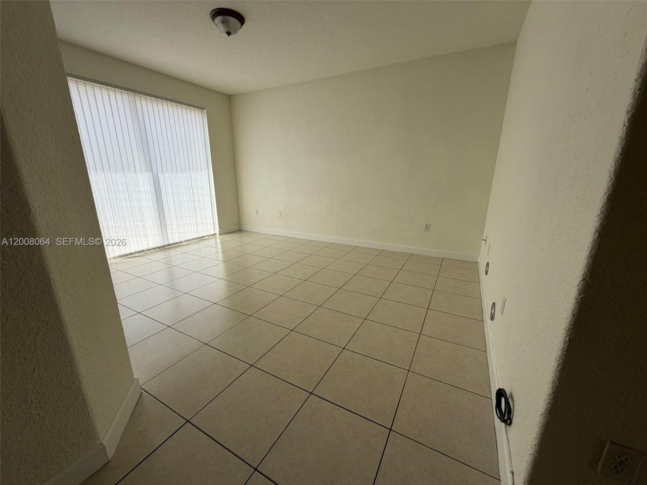 6940 NW 177th St, Unit P104, Hialeah, FL 33015 Photo