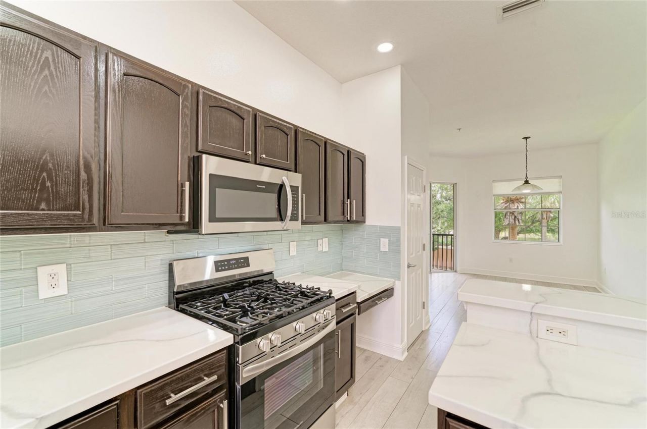 8261 Miramar Way , Unit 202, Lakewood Ranch, FL 34202 Photo