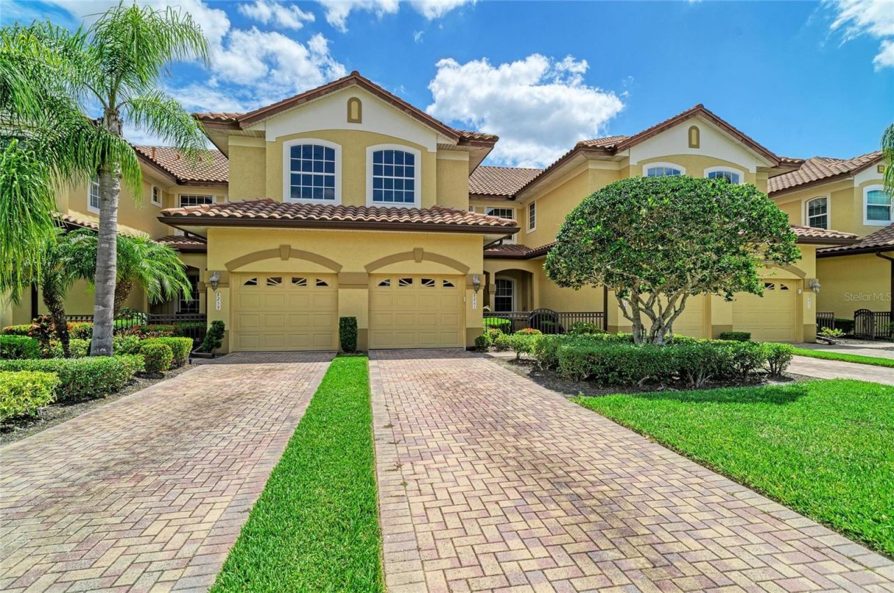 8261 Miramar Way , Unit 202, Lakewood Ranch, FL 34202 Photo