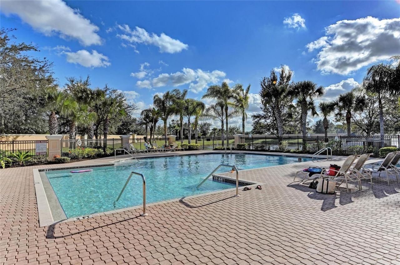 8261 Miramar Way , Unit 202, Lakewood Ranch, FL 34202 Photo
