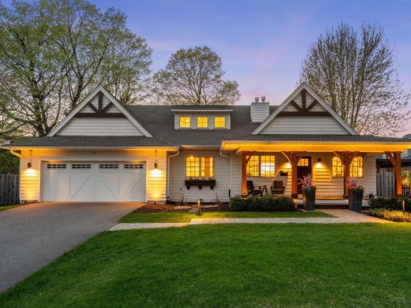 225 Broadway Avenue N, Wayzata, MN 55391
