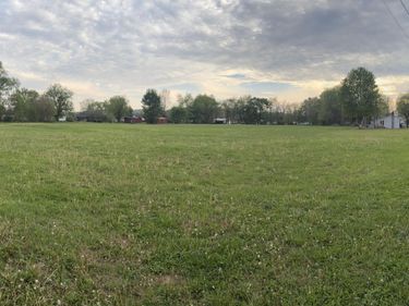 000 Hickory Street, Crab Orchard, KY 40419