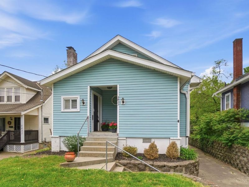 5433 Whetsel Avenue, Cincinnati, OH 45227 Photo 2