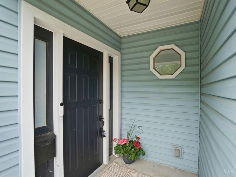 5433 Whetsel Avenue, Cincinnati, OH 45227 Photo 3