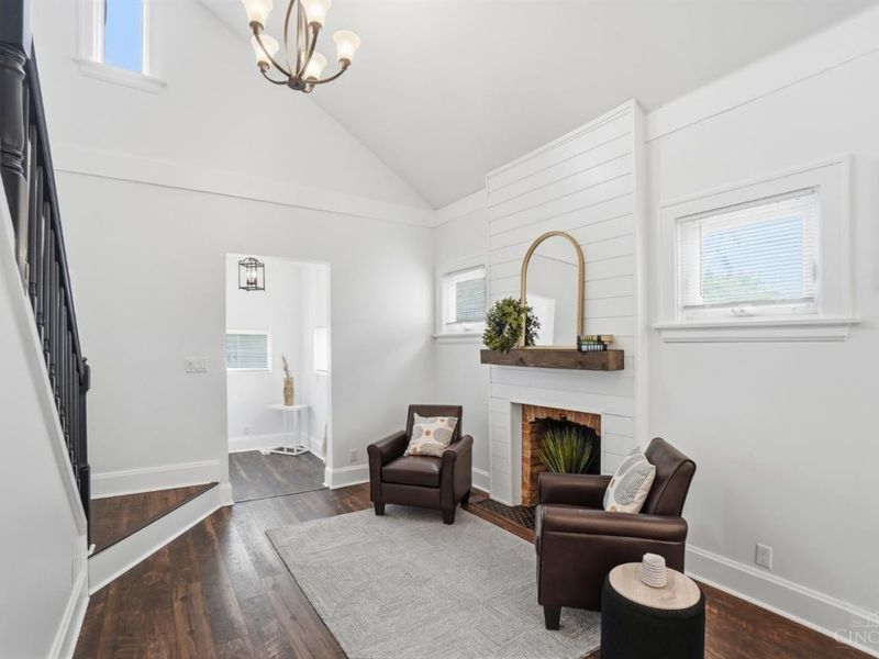 5433 Whetsel Avenue, Cincinnati, OH 45227 Photo 4